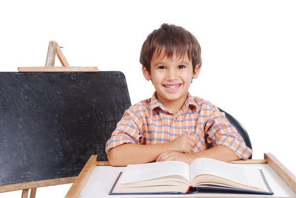 5-ways-learning-a-new-language-enhances-your-childs-development